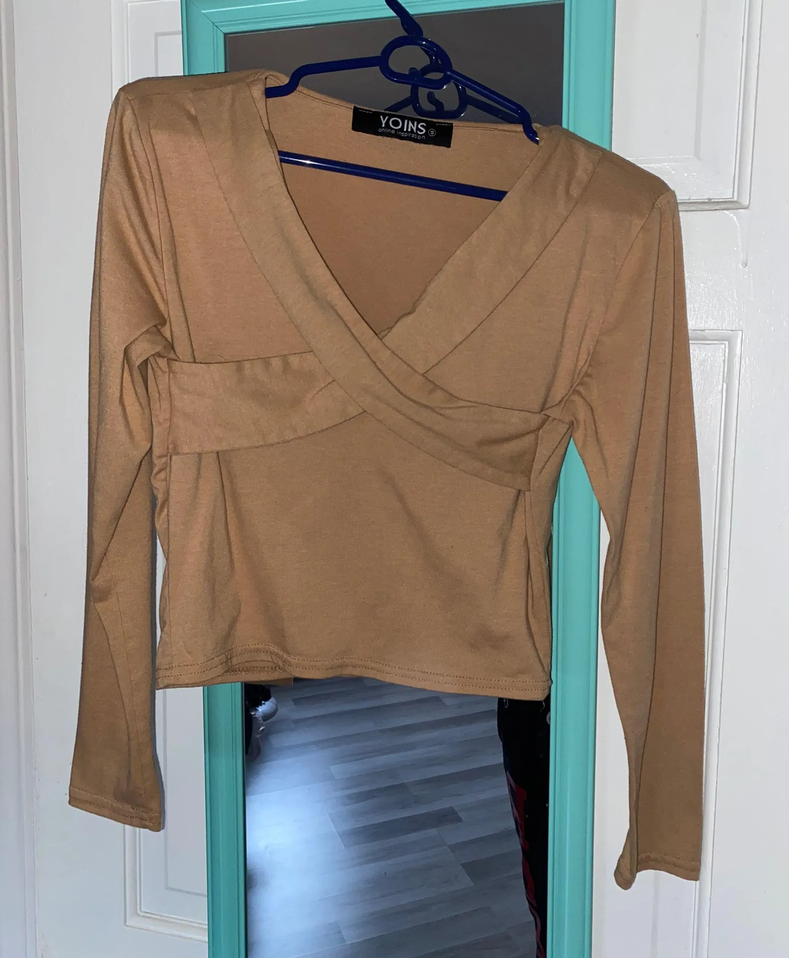 Yoins Tan Crop Top - Image 4