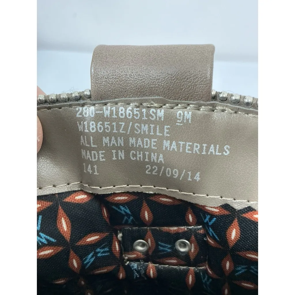 Womans Excellent White Mountain Smile Pull On Slouchy Ankle Boots 9 M Brown - Image 7