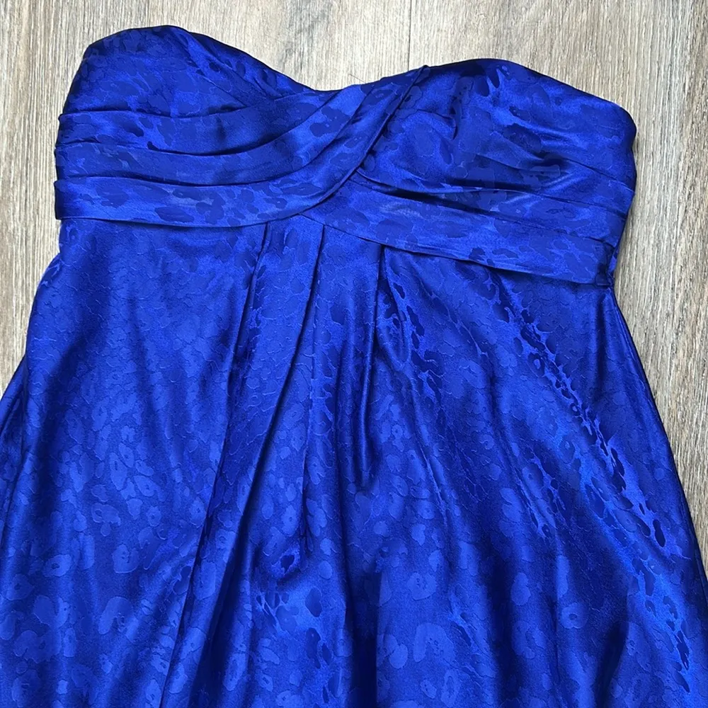 Forever 21 Strapless Royal Blue Dress Size Medium - Image 6