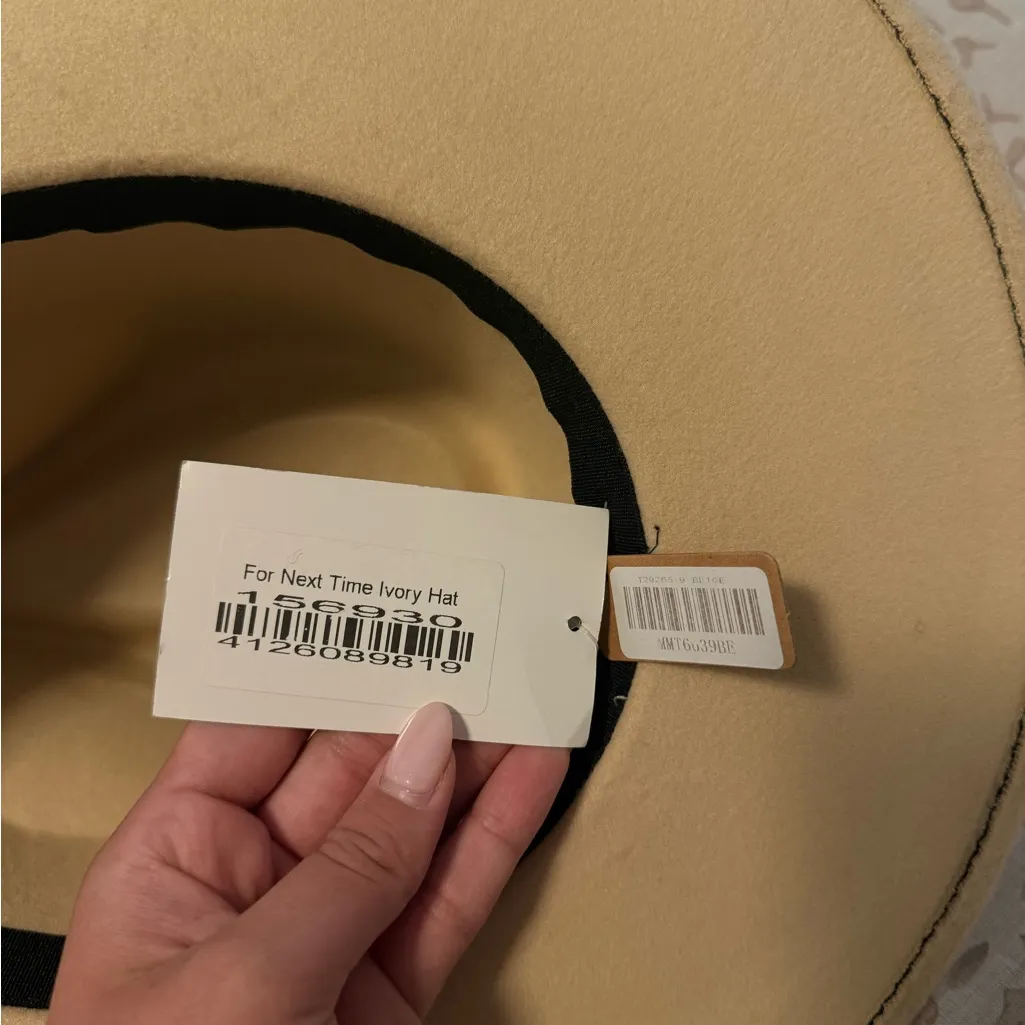 Pink Lily Ivory Hat - Image 4