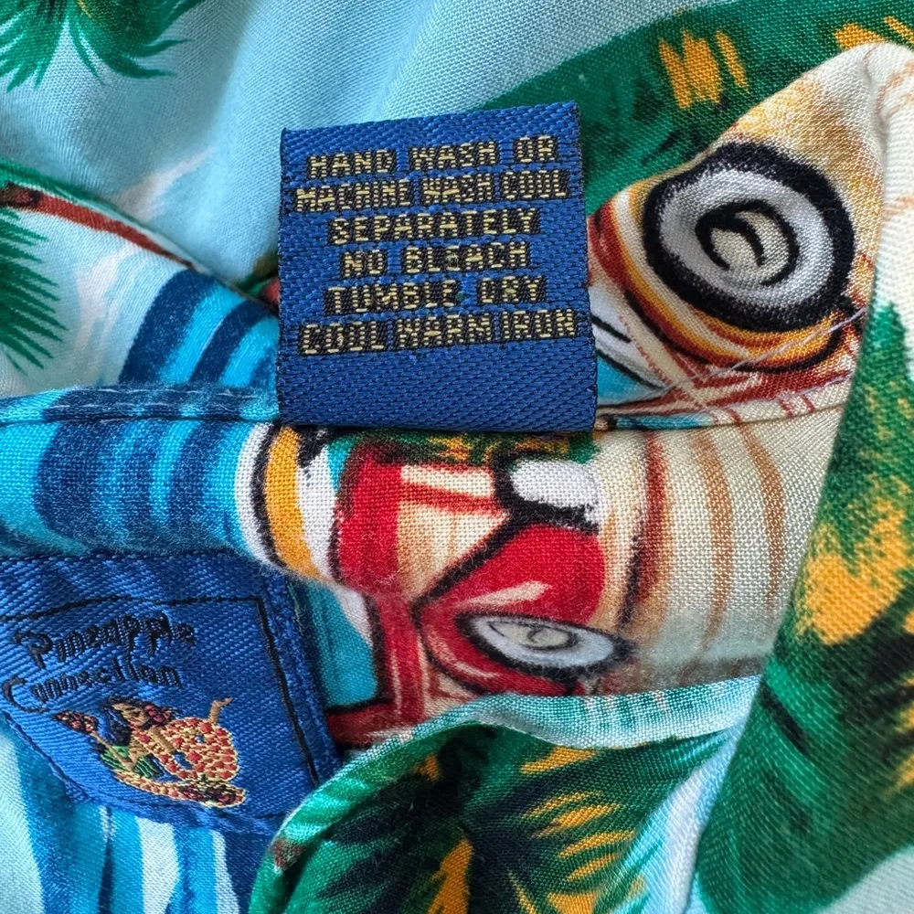 Vintage ‘90s Pineapple Connection Tropical Print Short Sleeve Hawaiian Shirt Blue Size L - Image 8
