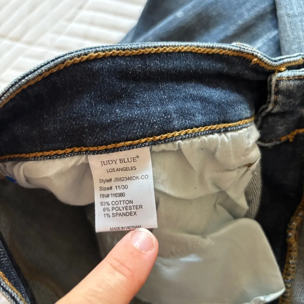 Judy Blue Paint Splatter Boyfriend Size 11/30 Loose Fit High Rise Straight Leg - Image 13