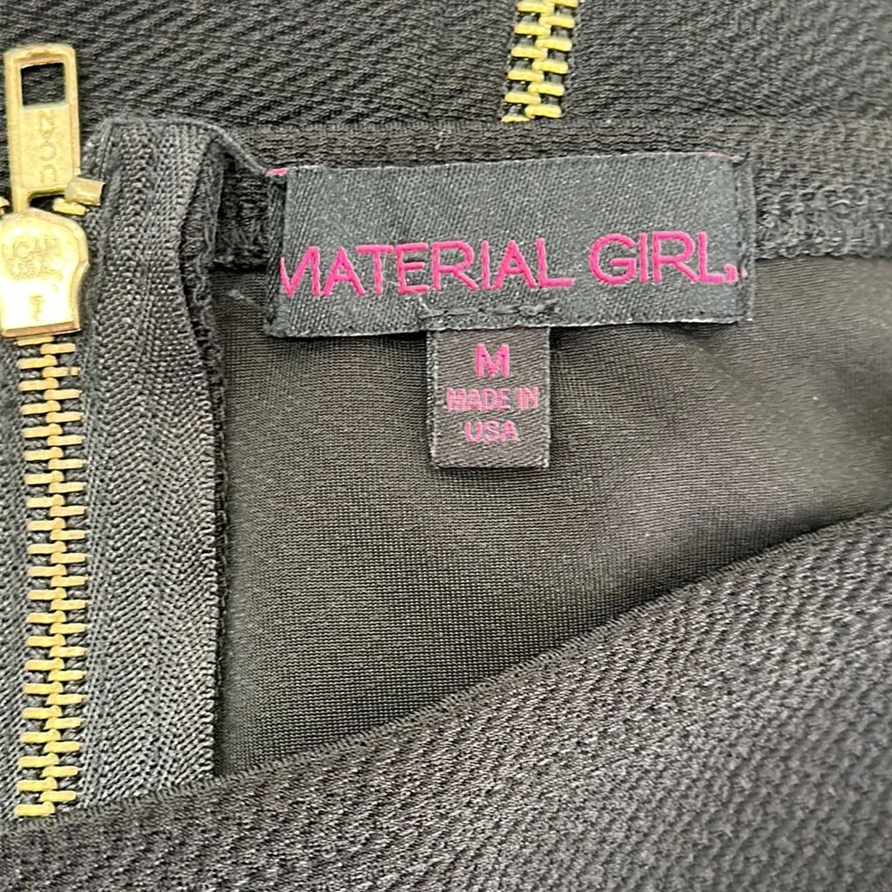 Material Girl Black Mini Pencil Skirt Zip Down Back Sz Medium - Image 4