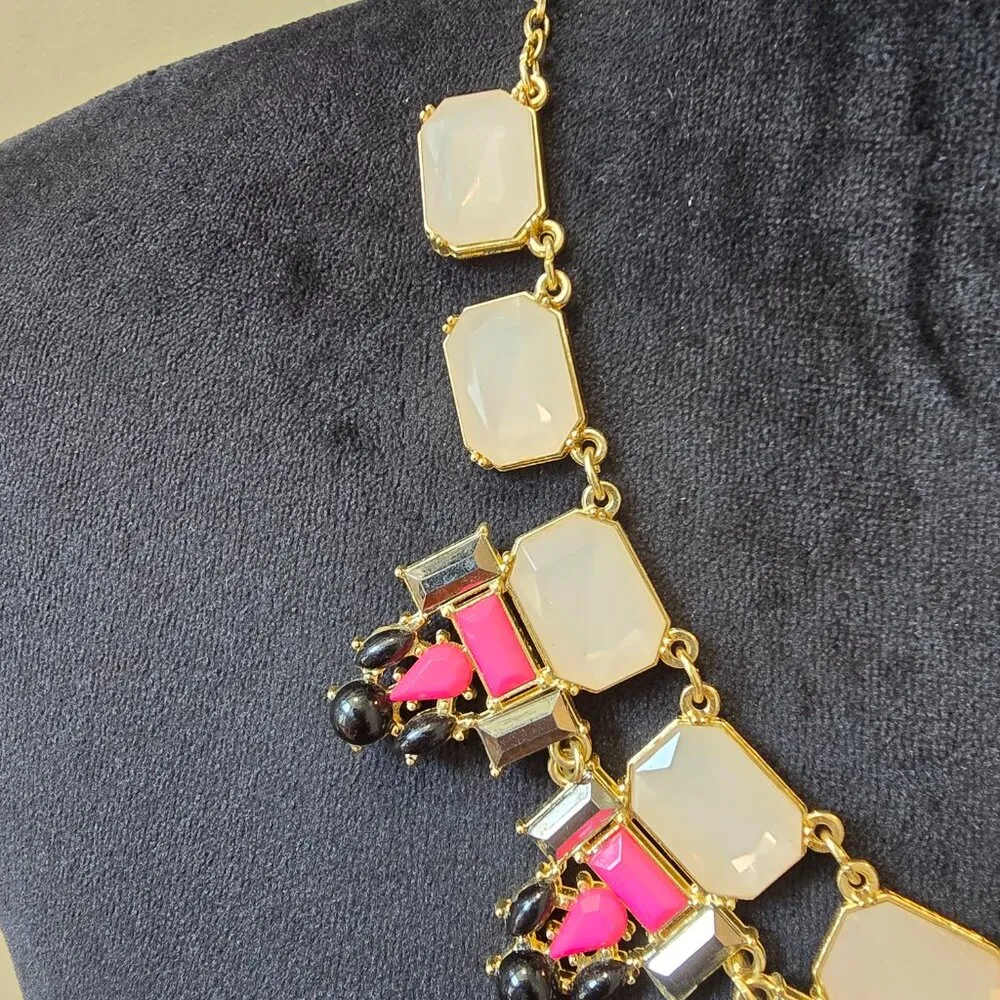 Womens Hot Pink Acrylic Beaded Bib Statement Necklace Jewelry with Lobster Clasp - Image 5