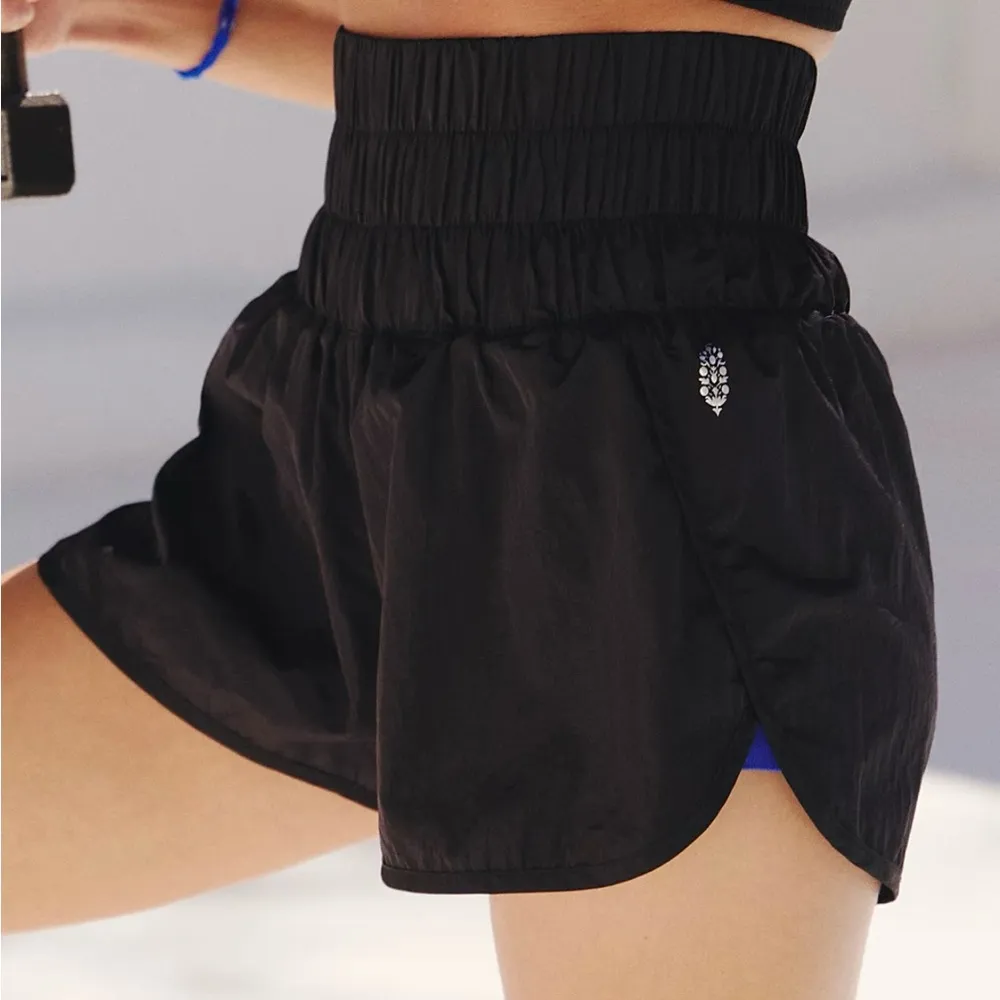 Black High - Image 3