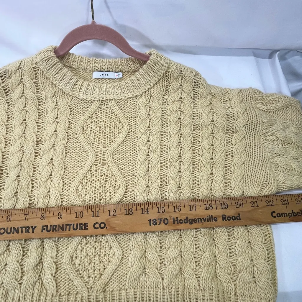 Lush Crop Cable Knit‎ Chunky wool Blend Sweater M Cream Pale Yellow Color PREOWN - Image 7