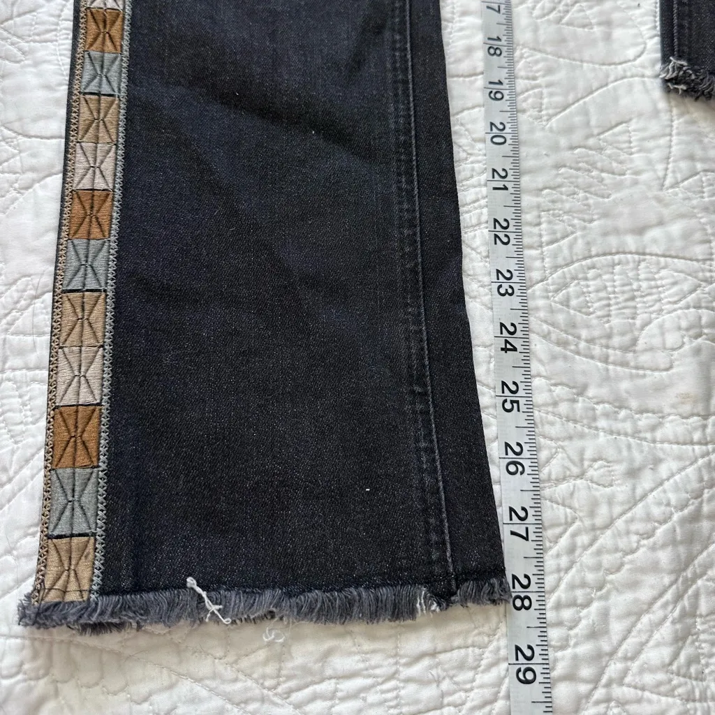 Apny Slim Straight Ankle Black Jeans with Geometric Embroidery Detail Size 10 - Image 6