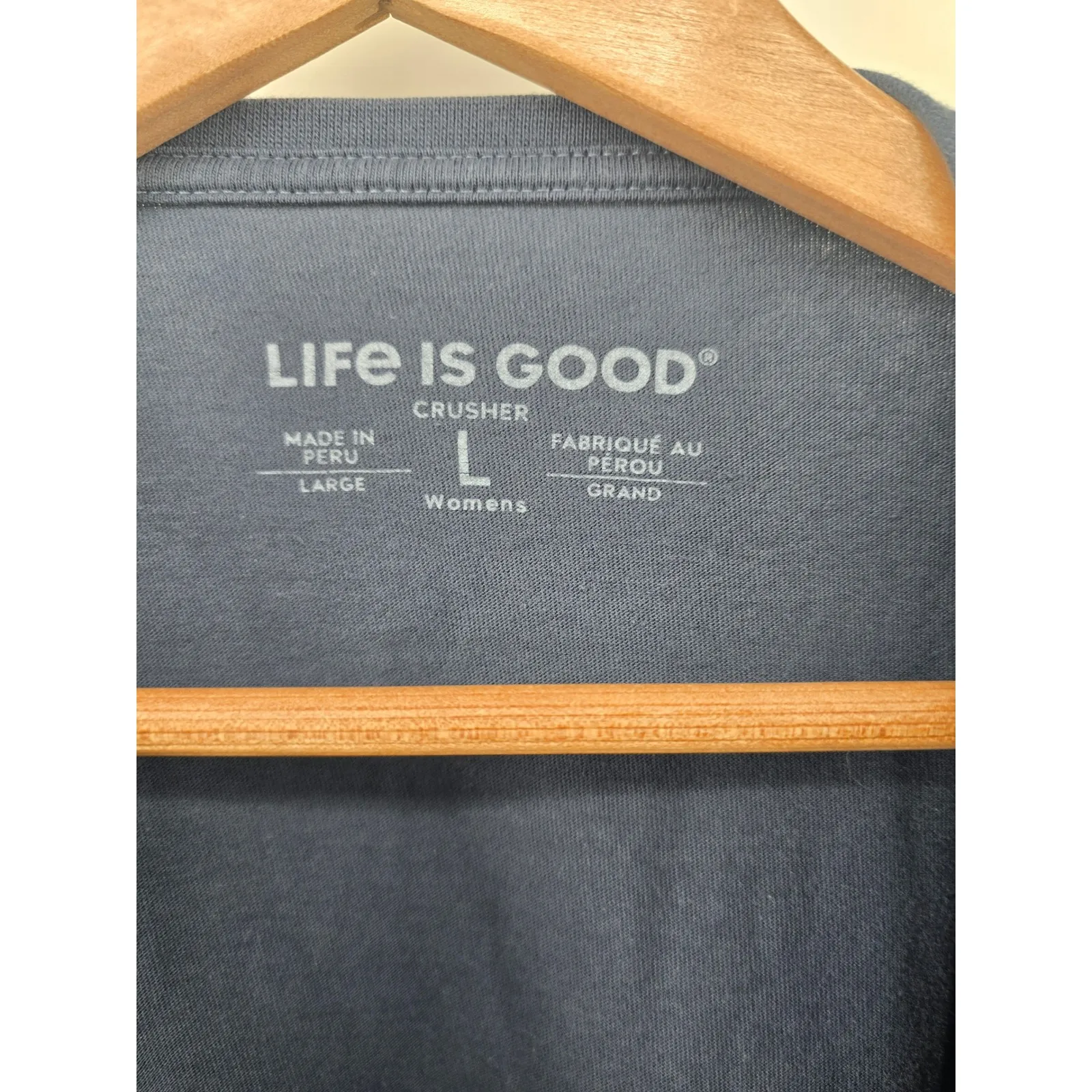 Life is Good Crusher Womens Patriotic Heart Graphic T Shirt Navy Blue Size Large - Image 5