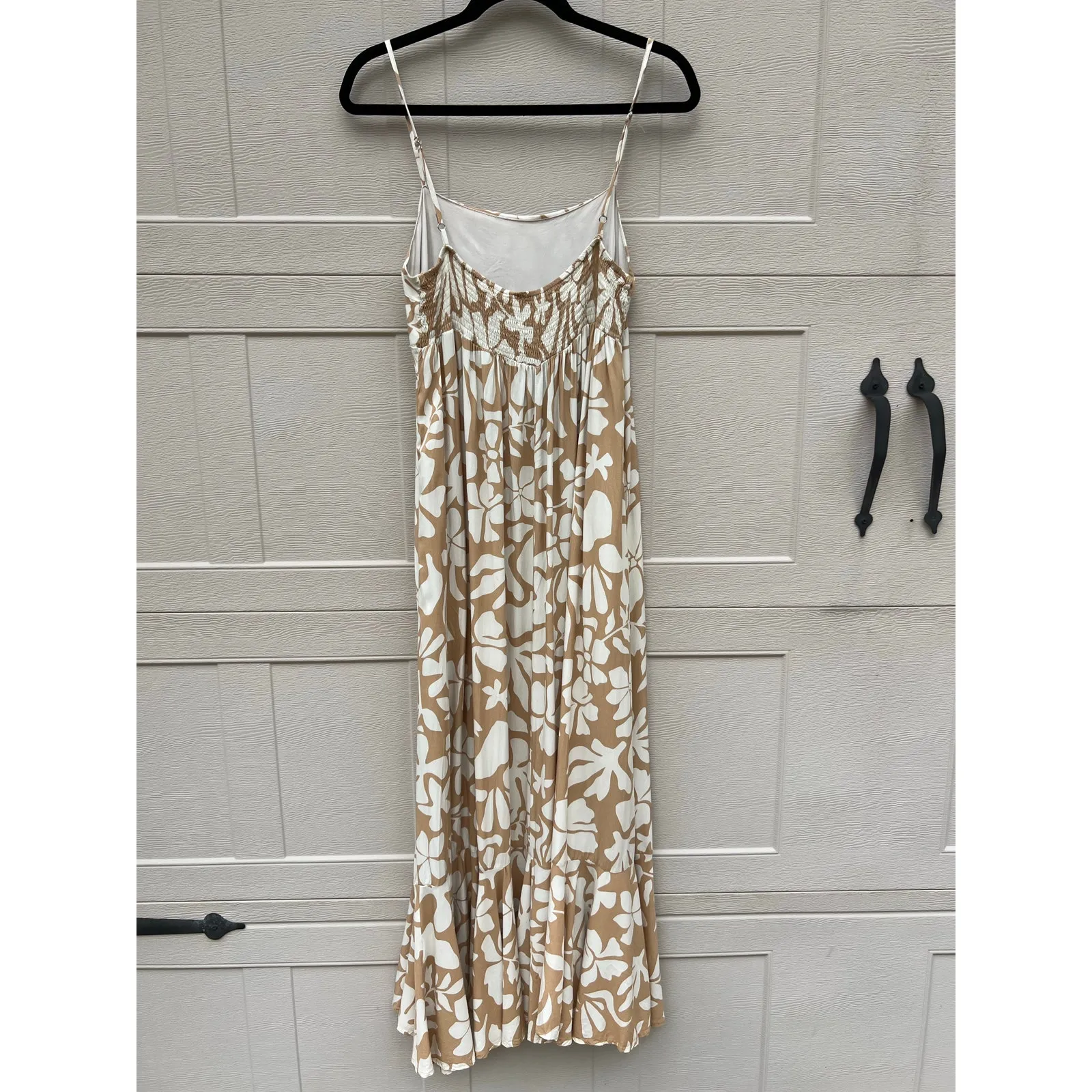 Abel the Label Maxi Dress Floral White Tan Spaghetti Strap Size XL - Image 5