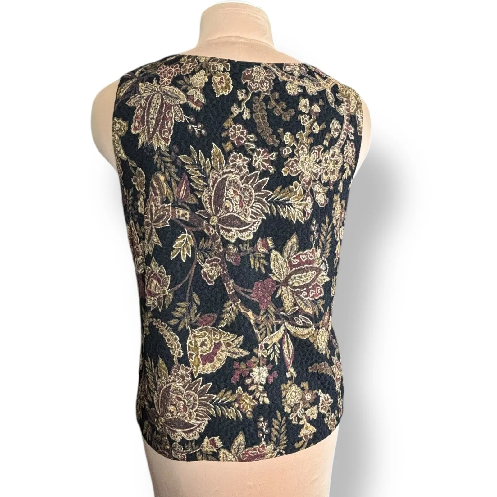 Vintage Y2K White Stag Dark Floral Metallic Brocade Tapestry Tank Top Sleeveless Black Size L - Image 5