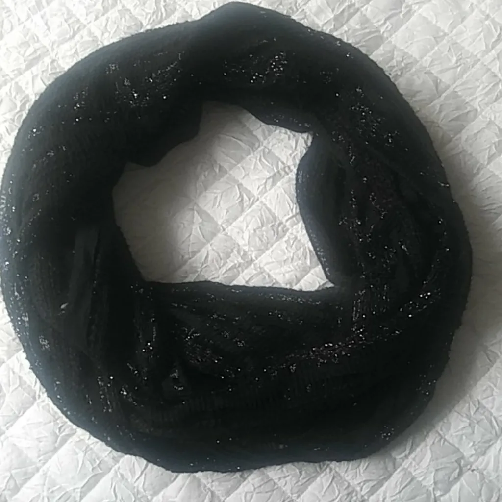 black infinity scarf with silver thread - Image 2