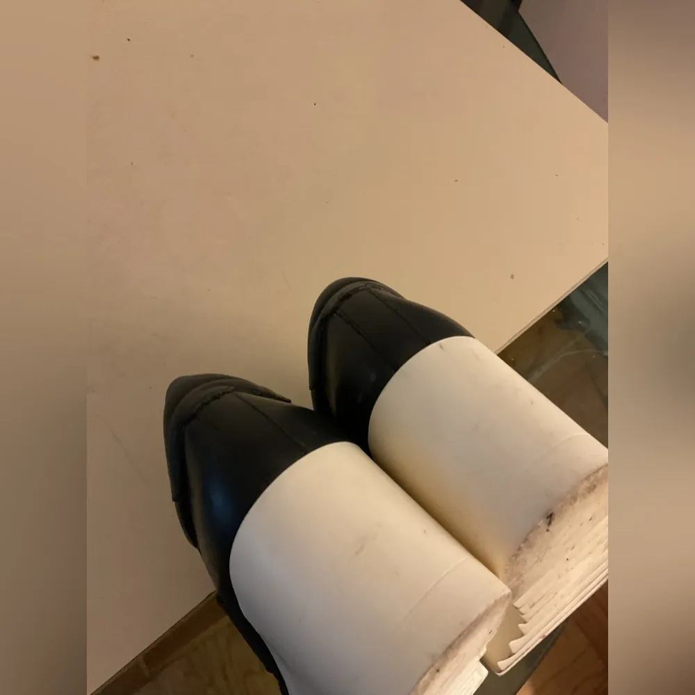 Kendall & Kylie women black leather Slip-On Tasha Wedge Shoes size 9 - Image 8