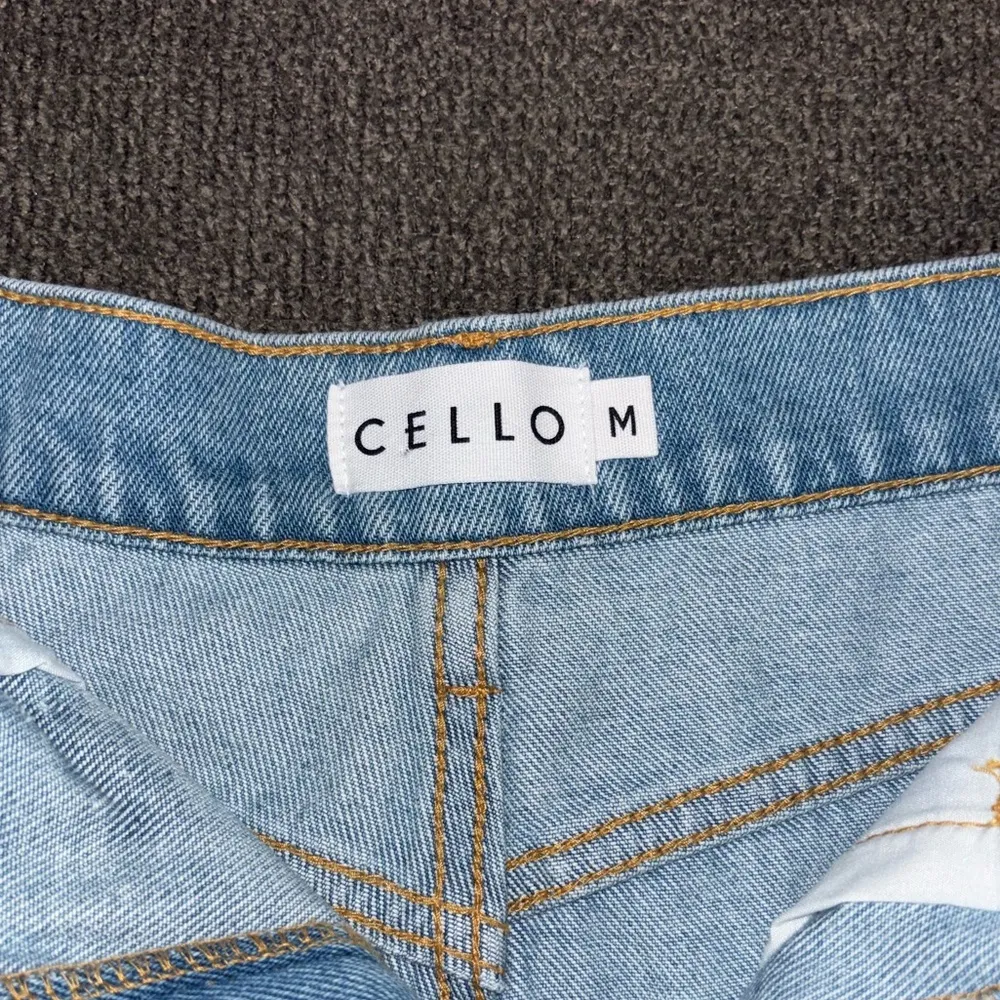 Cello Meduim Shorts: New - Image 2