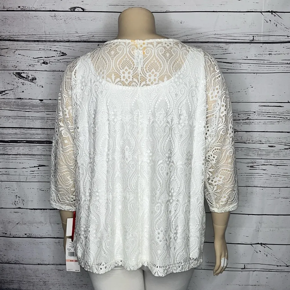 Ruby Rd. Woman NWT Size 2X White Lace Overlay Blouse & Tank Top - Image 3