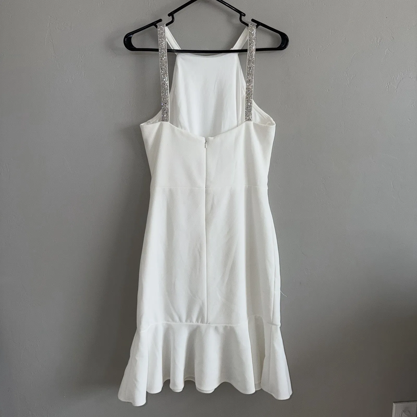 Betsy & Adam Woman’s Sz 6 White Mermaid Dress Silver Beaded Straps Cinched Waist - Image 5