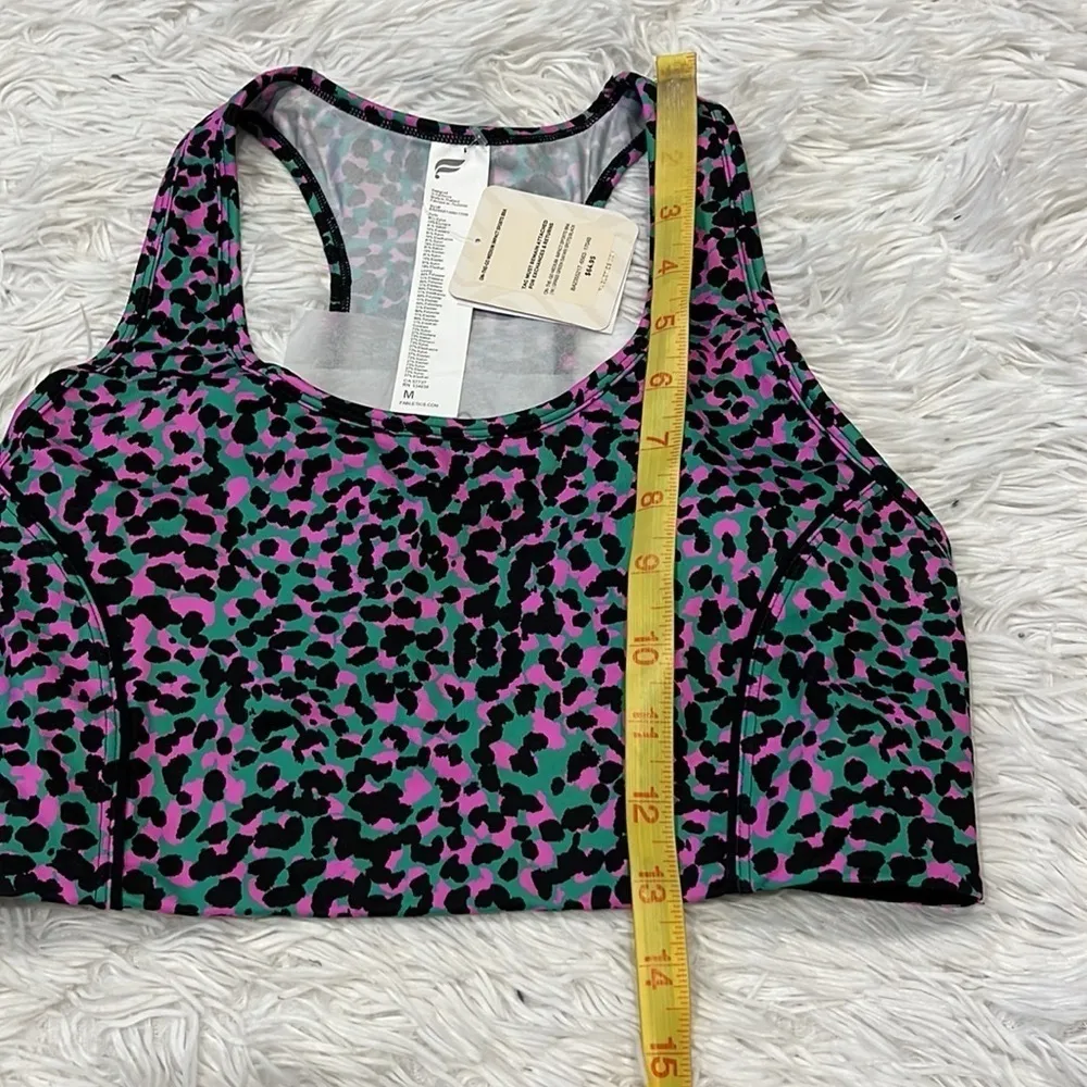 FABLETICS BRA ON THE GO MEDIUM IMPACT SPORTS BRA GRASS GREEN SAFARI SPOTS/BLACK - Image 10