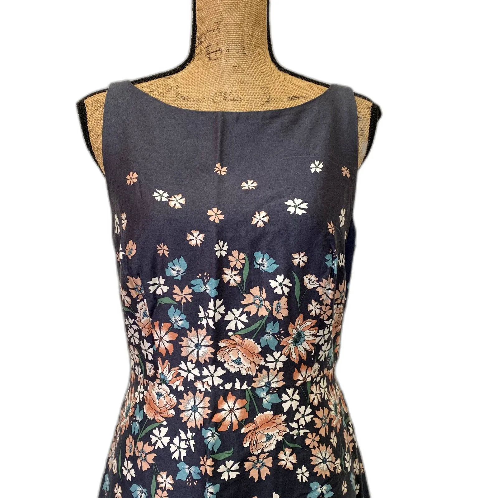 Loft Fit and Flare‎ Mini Dress Classic Boat Neck Gray Spring Floral Size 6 - Image 3