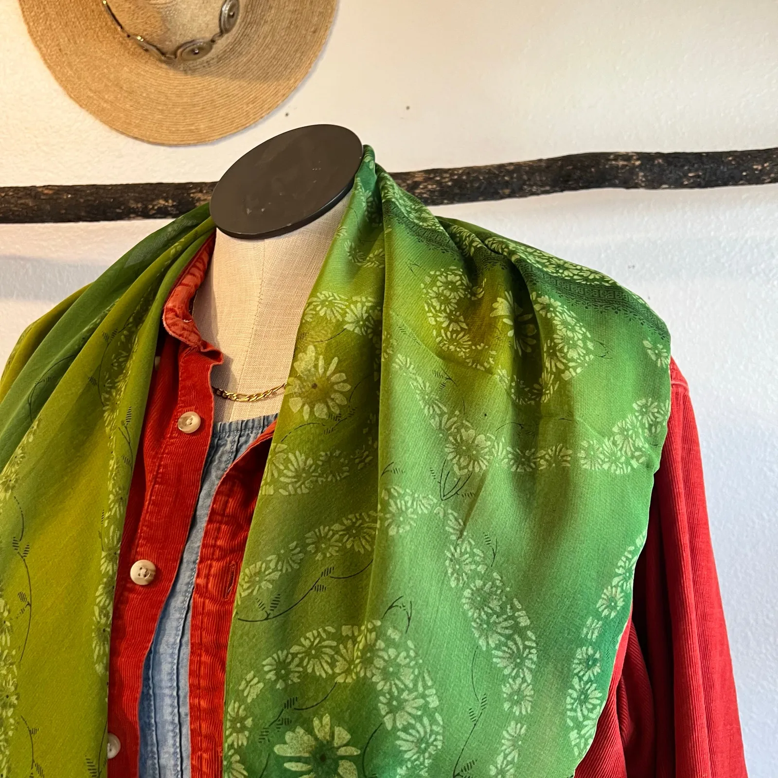 Vintage Green Semi Sheer Mod Daisy Floral Print Bandana Scarf Neck Tie Square - Image 4