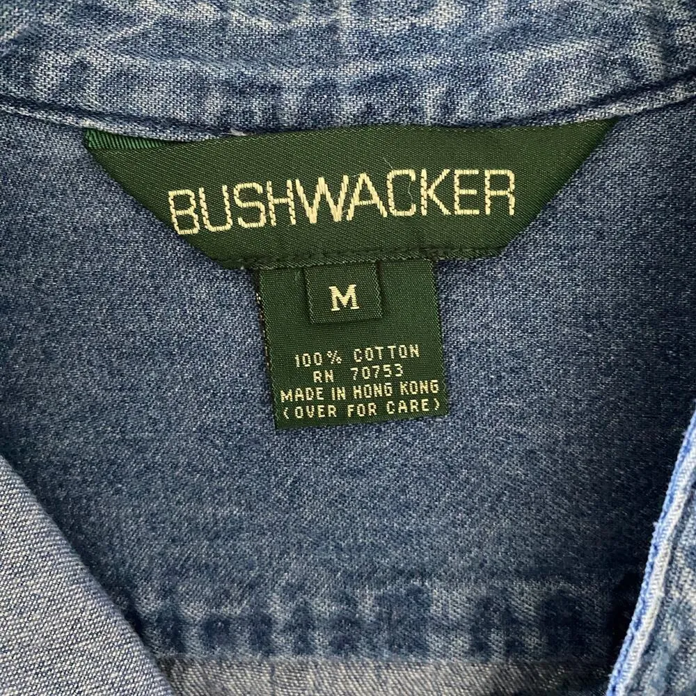 Vintage Bushwacker Denim Holiday Xmas Reindeer Embroidered Jean Shirt Top Medium Blue - Image 4