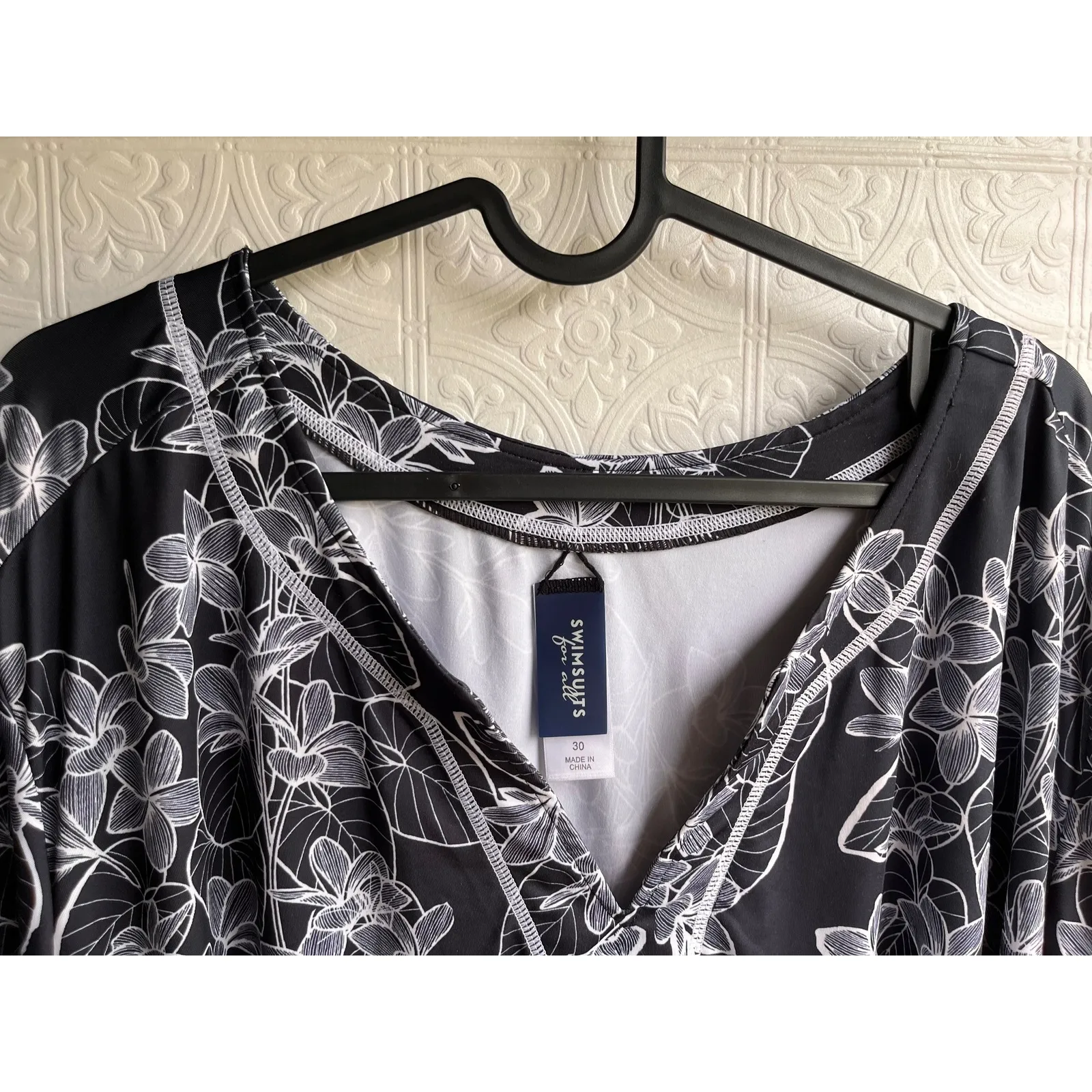 Swimsuits For All Swim 365 Black and white floral coverup‎ plus size 30 NWOT - Image 3