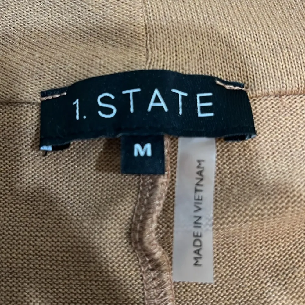 Nordstrom “1 State” camel 🐪 color crossover long sleeve sweater - Image 3