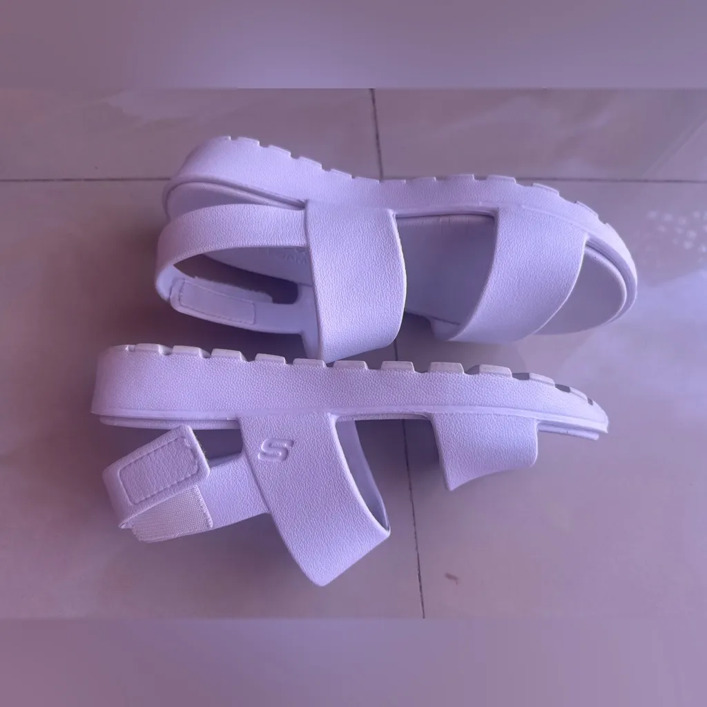 Skechers Luxe Foam White Sandals Skechers Women's Foamies: Arch Fit Footsteps - Image 7