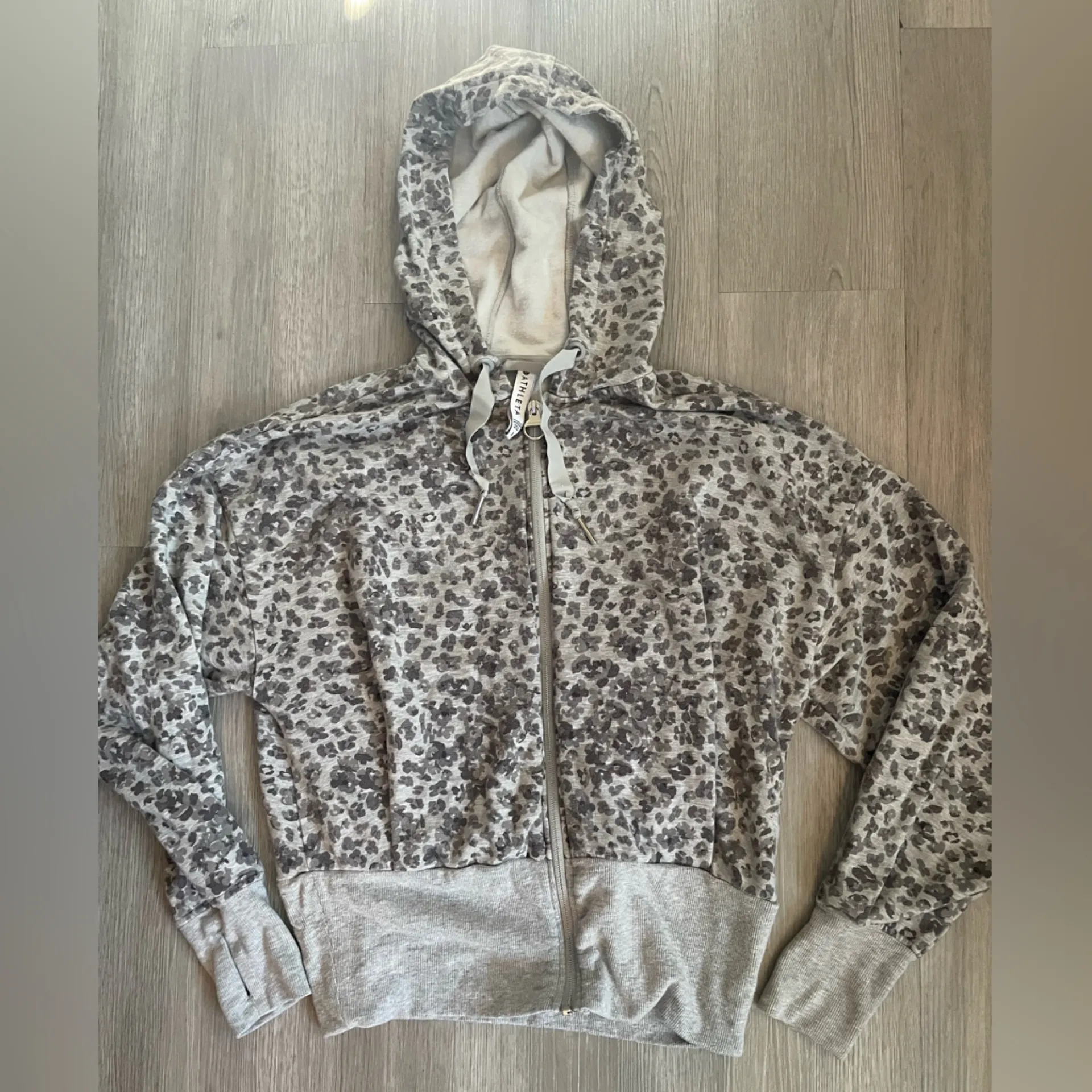 Athleta Gray Floral Balance Full Zip Hoodie Size Small Brand - Image 2