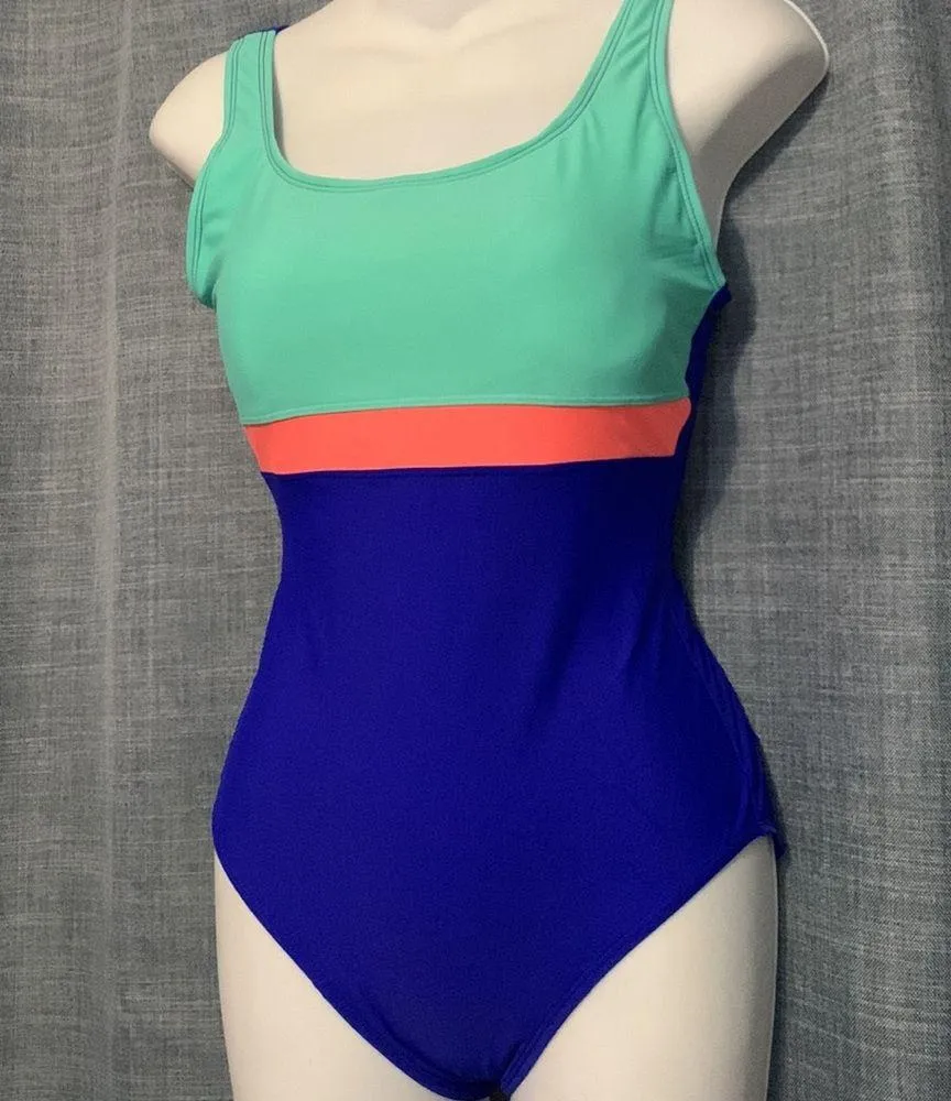 Ladies size Medium 1 pc Swimsuit Color - Image 2
