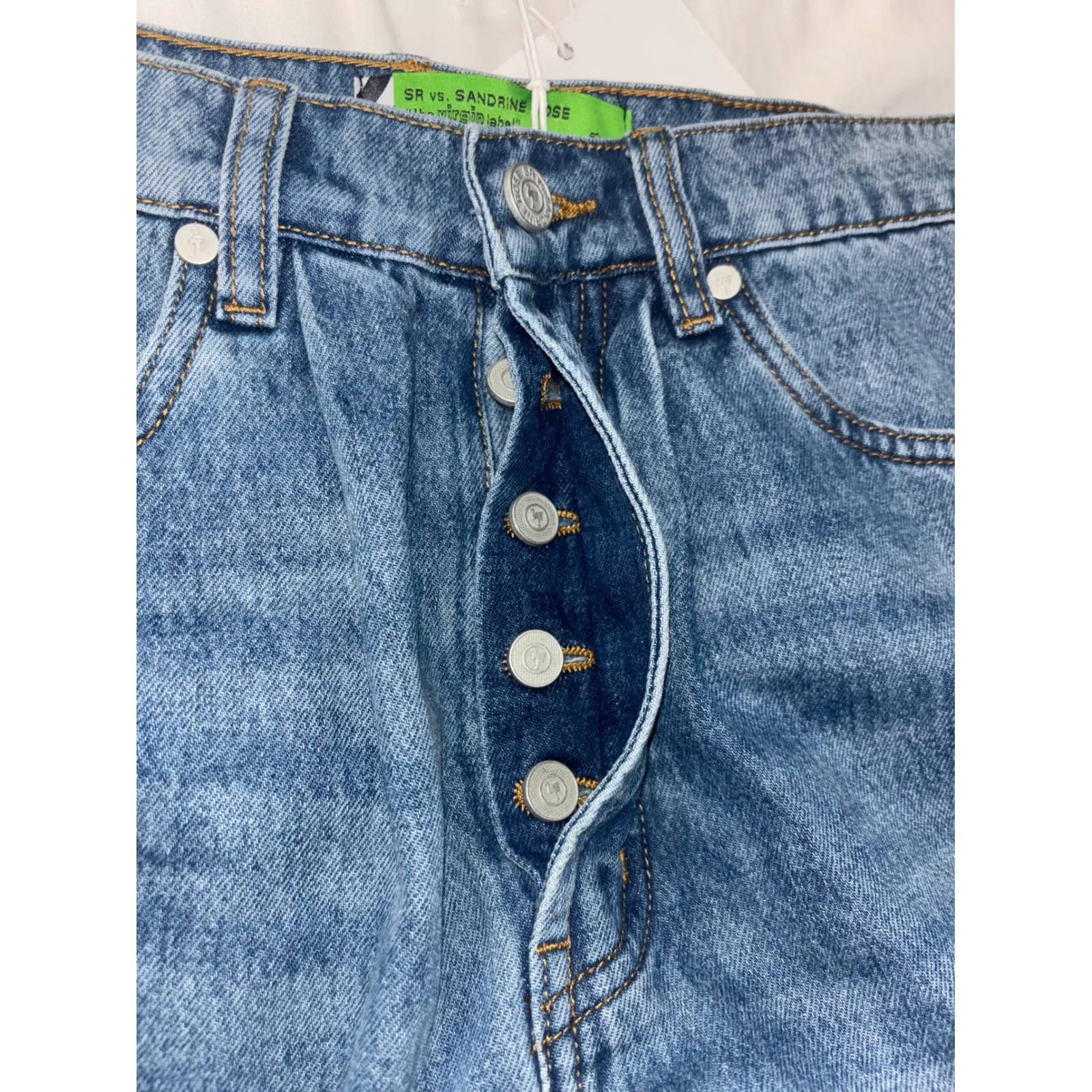 SR vs. Sandrine Rose Women's Size 24 Light Wash Denim Jeans Button Fly Blue - Image 2