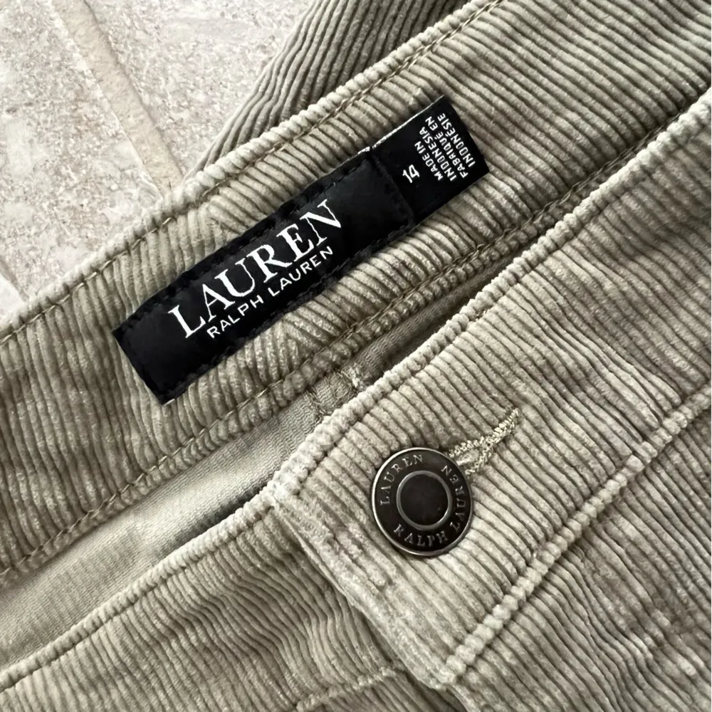 Lauren Ralph Lauren Stretch Corduroy Straight Pants, Green, Size 14 NWT $145 - Image 6