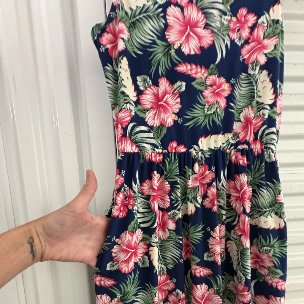 Hurley Floral Maxi Dress with Pockets - Image 3