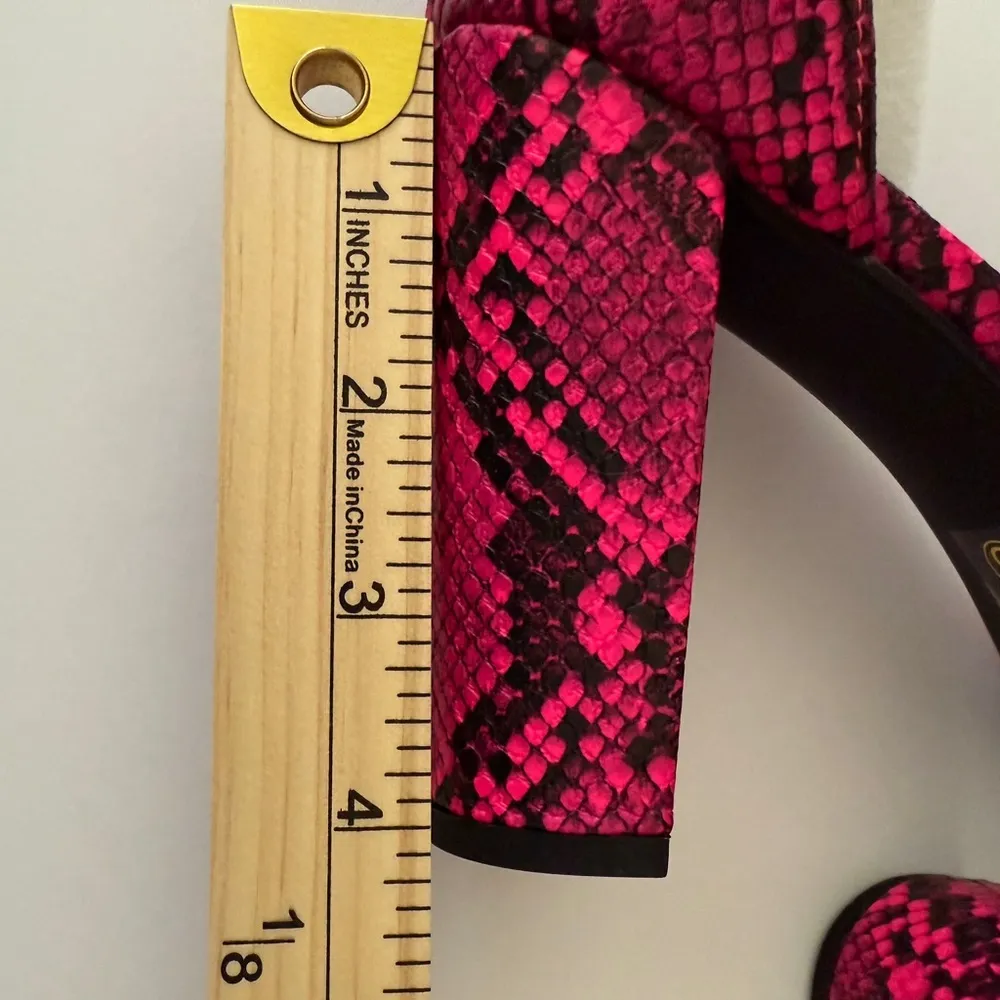 Animal Print Pink Barbie Black Size 8 Block Party Club Y2K Chunky Strappy Heels - Image 9