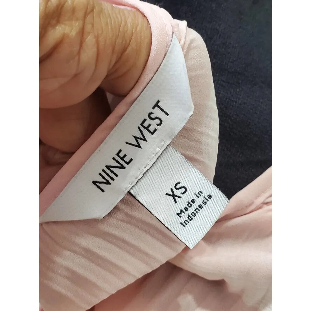 Nine West Pink & White Pleated Polyester V-Neck Long Sleeve Top Blouse Size XS - Image 9