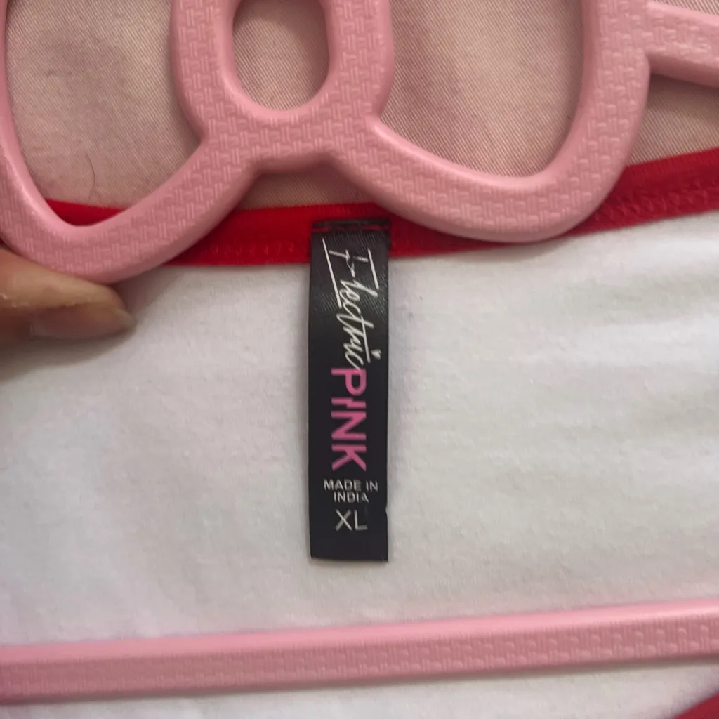 Cute Red and White Gingham Brat Baby Tee Size XL - Image 2