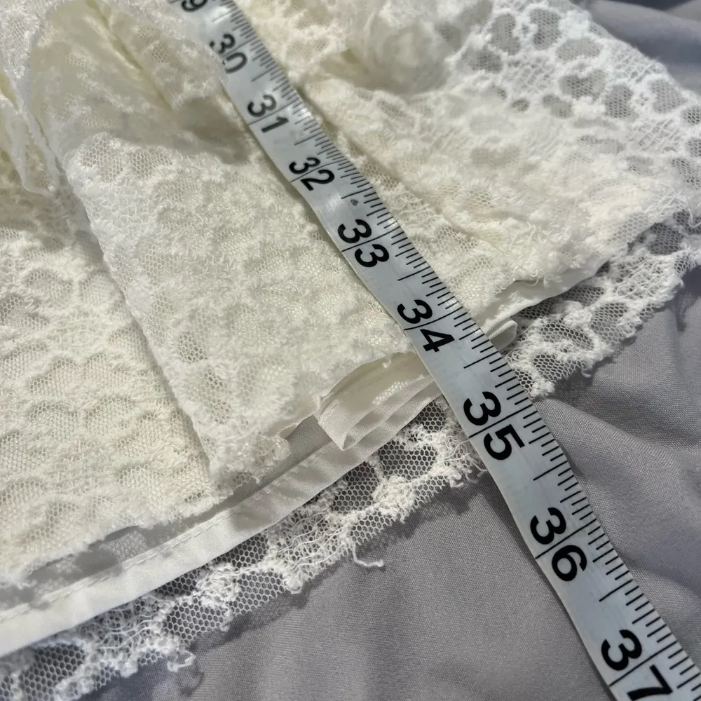 Chelsea & Violet One Shoulder Off White Ruffle Lace Dress Size Small - Image 8