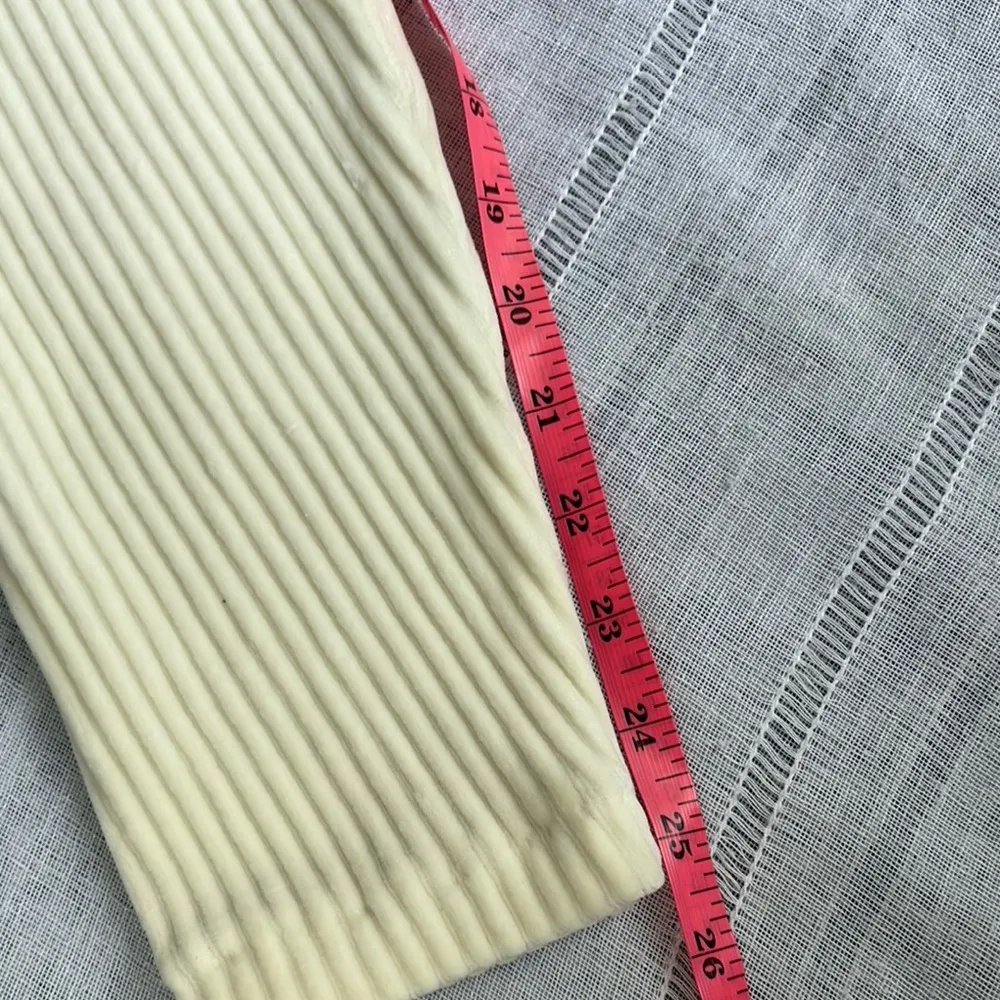 Jones Wear Sport Vintage Cream Ribbed Leggings - Image 9