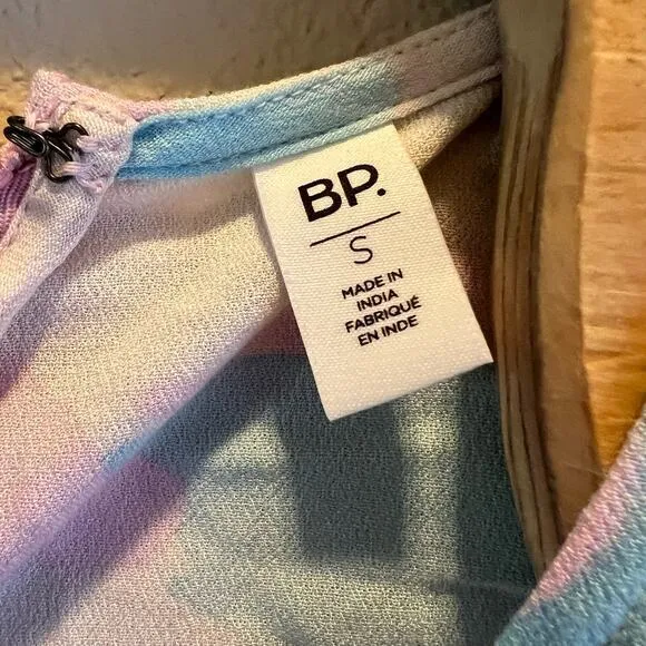 BP. Womens V - Image 2