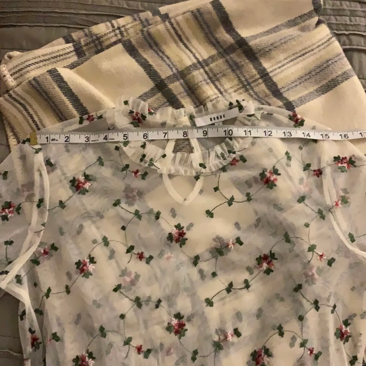 Ro & De sheer mesh floral patterned top - Image 6