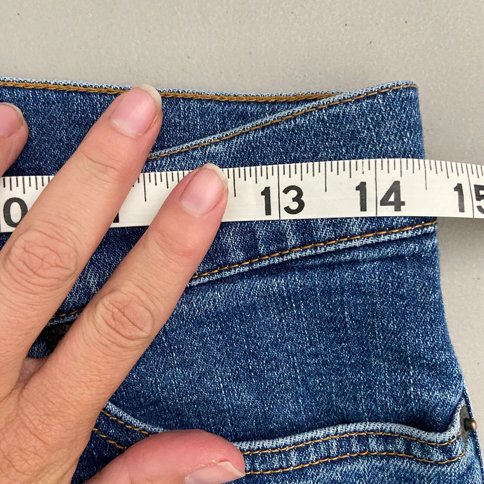 Vintage Levi's Y2K‎ Crop Denim Jeans No Pockets Juniors Size 5 - Image 8