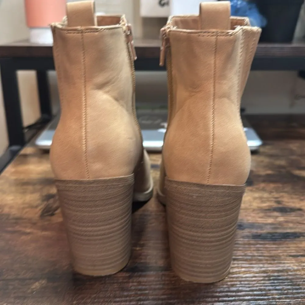 Universal Thread‎ Tan western Bootie size 8 - Image 5