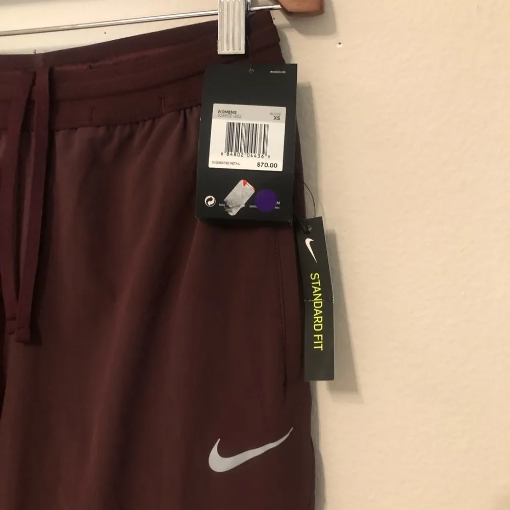 NWT NIKE Women’s Sports Jogger - Image 3