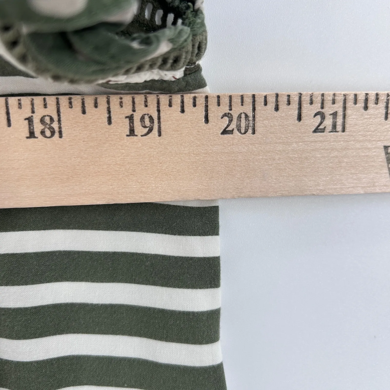 Matilda Jane Womens Floral Stripe Multimedia Ruffle Sleeve Tunic Top Sz Medium - Image 8