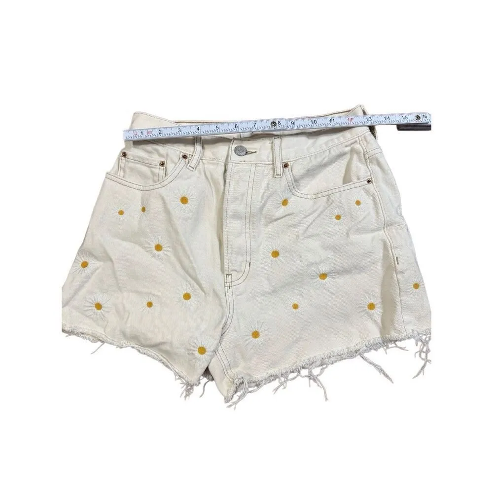 PacSun Daisy Embroidered Ultra High Waisted Vintage Denim Shorts Sz 26 - Image 10