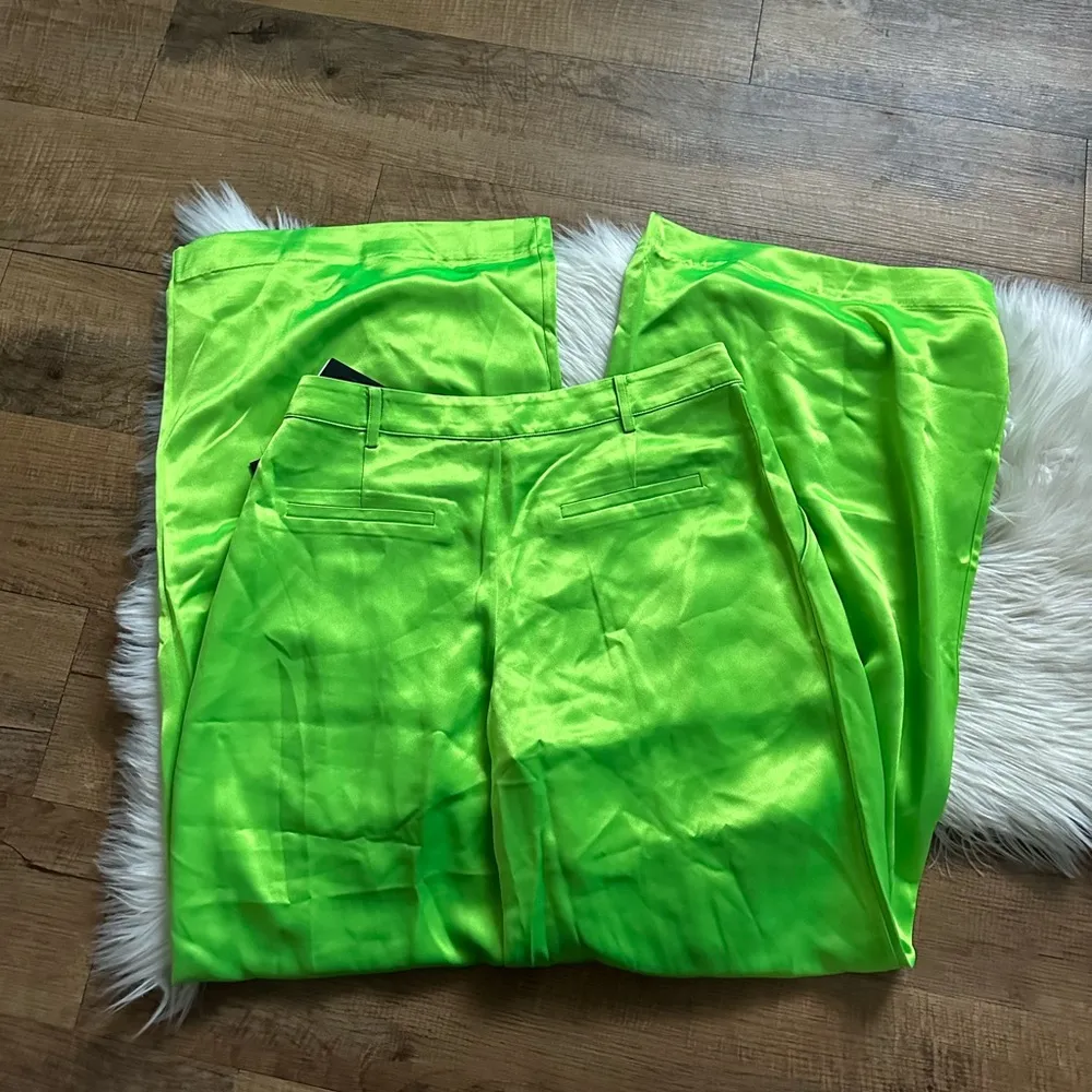 RETROFETE Pauletta Pant In Lime Punch - Image 11