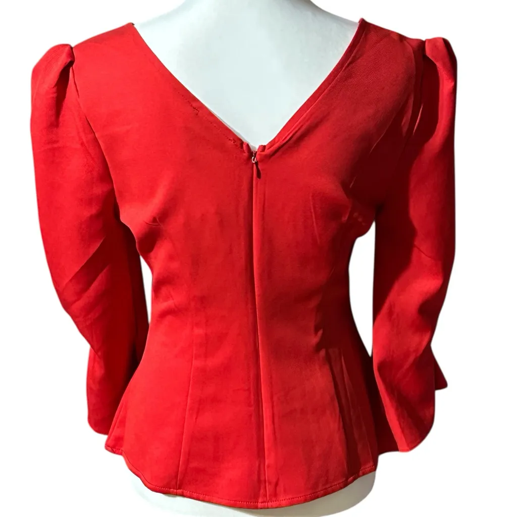 Gracia  Red Vneck Top Sz Small NWT - Image 4