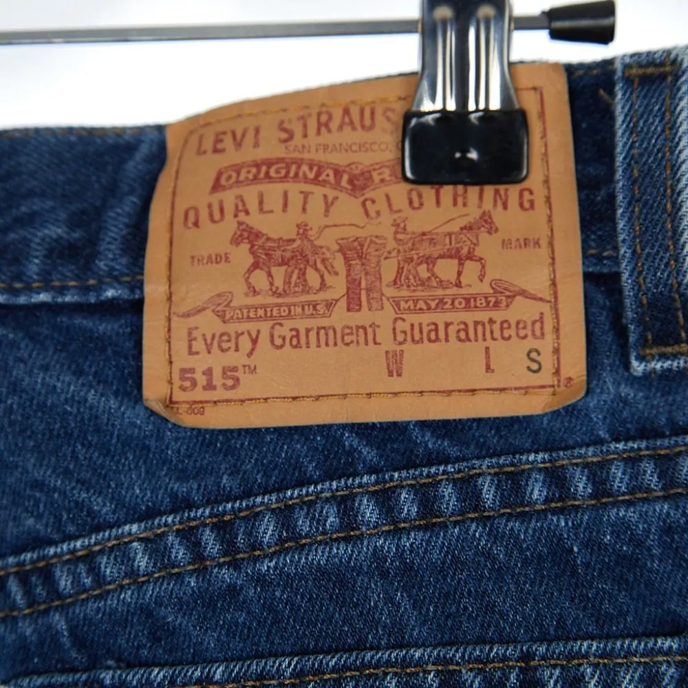 Vintage 2000s y2k Levi 515 Low Rose Cut off Crop Jeans Women's Size 6 - Image 5