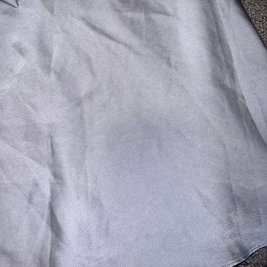 Le Lis Shimmering Blue Satin Mini Skirt - Image 2