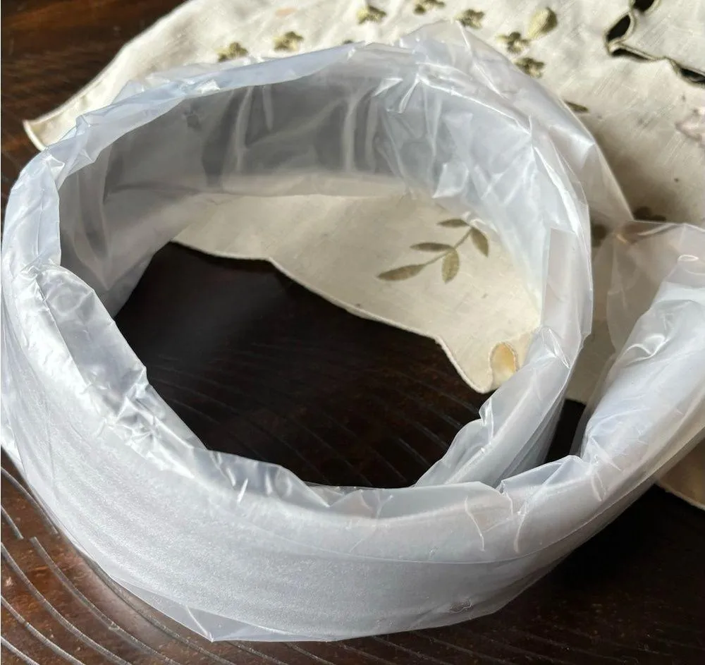 Authentic COACH Pebbled leather 1.75"W adjustable clasp bag belt - Image 2