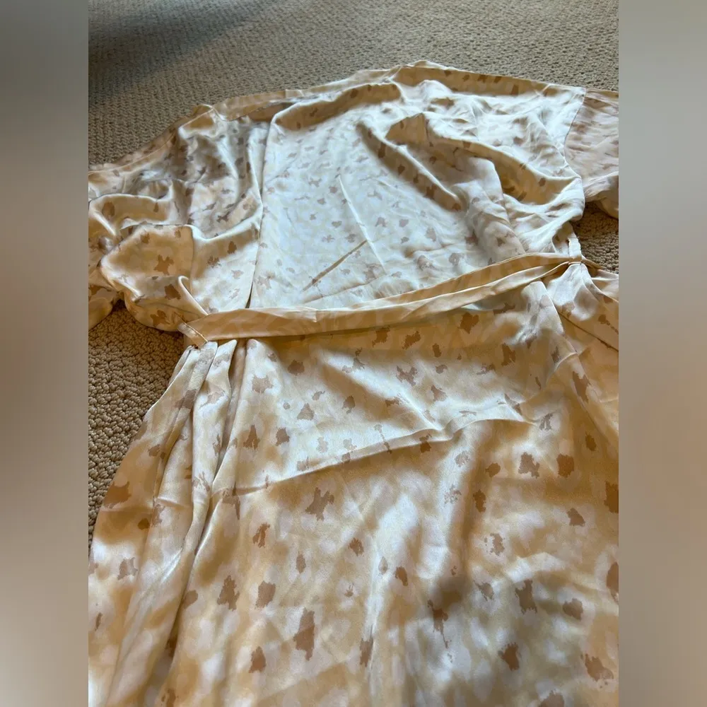 Show Me Your Mumu x Curateur The Harlow Robe, One Size, Animal Print, Neutral - Image 7