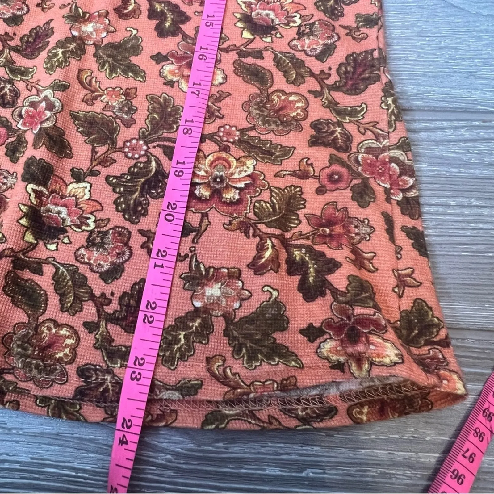 Sundance Catalog Embroidered Floral Thermal Fairy Shirt top sz M petite - Image 3